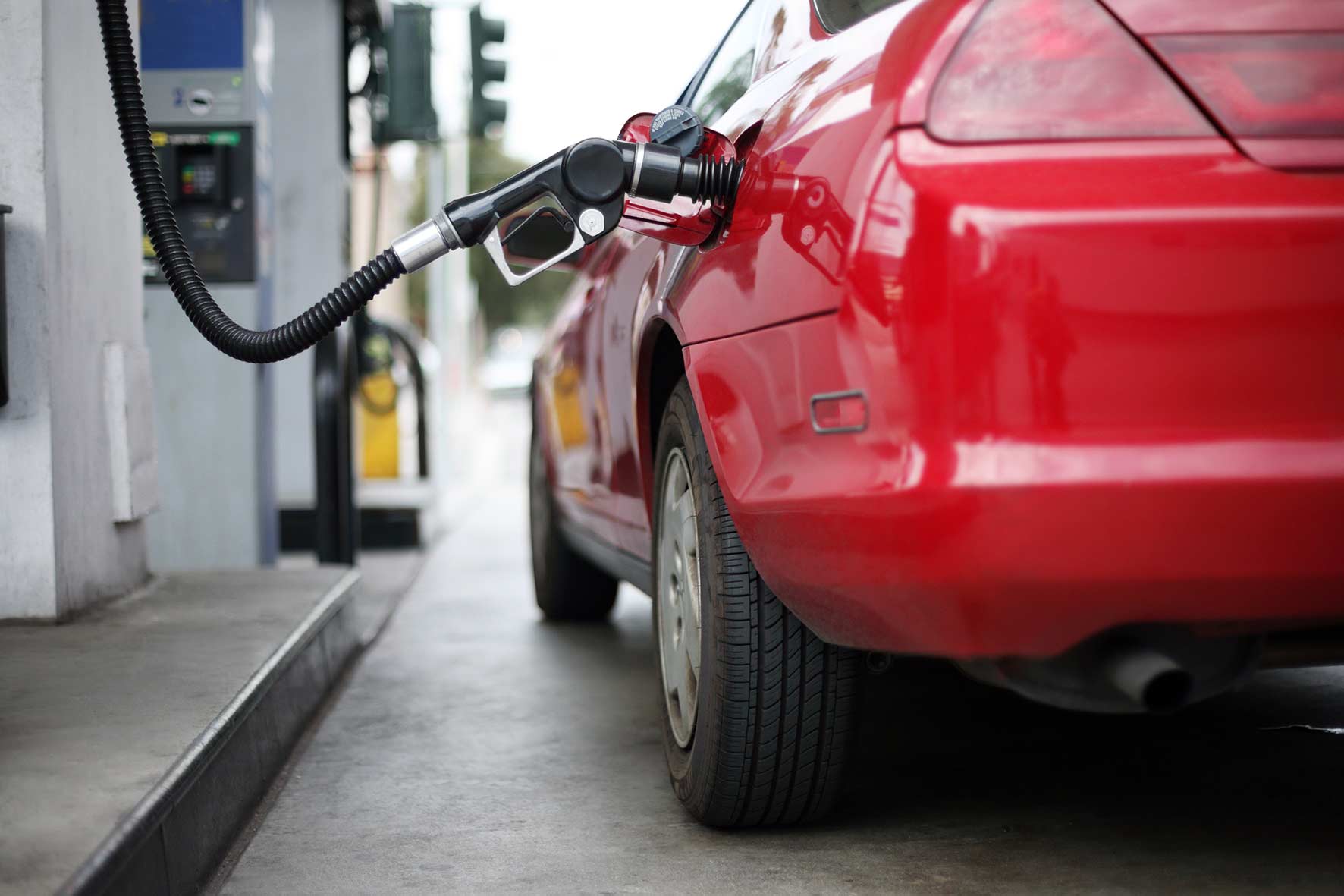 Prix des carburants : comment stopper l’inflation ?