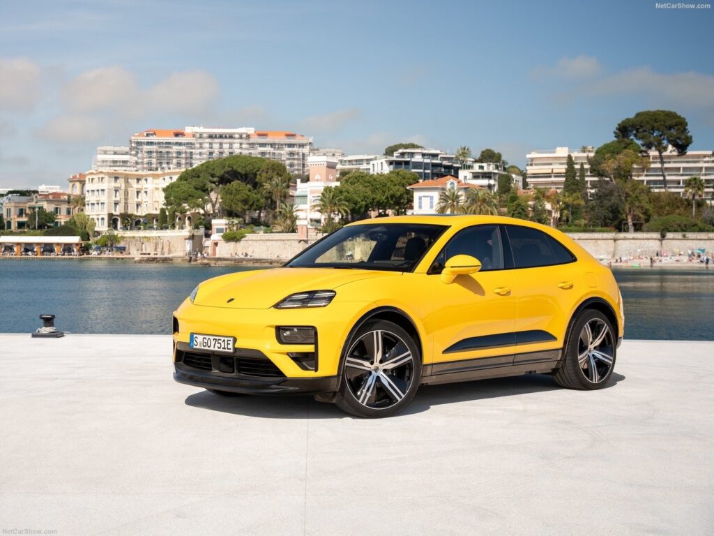 PORSCHE