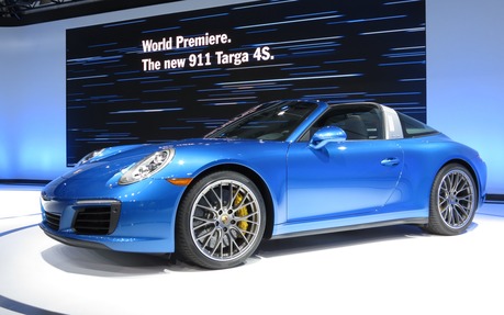 PORSCHE