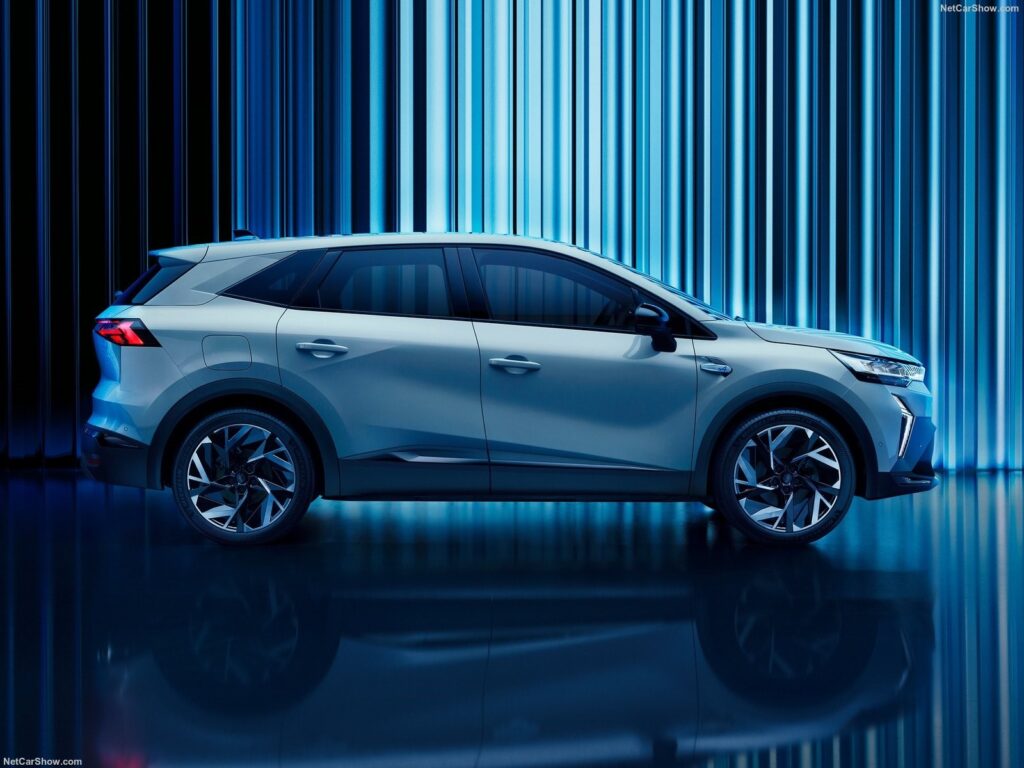 RENAULT