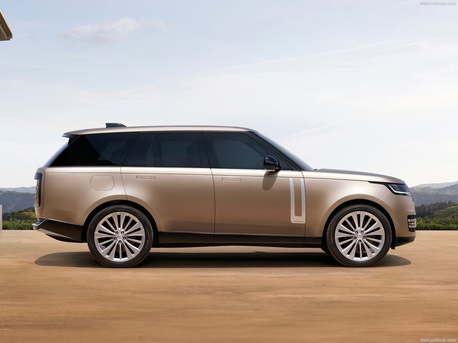RANGE ROVER