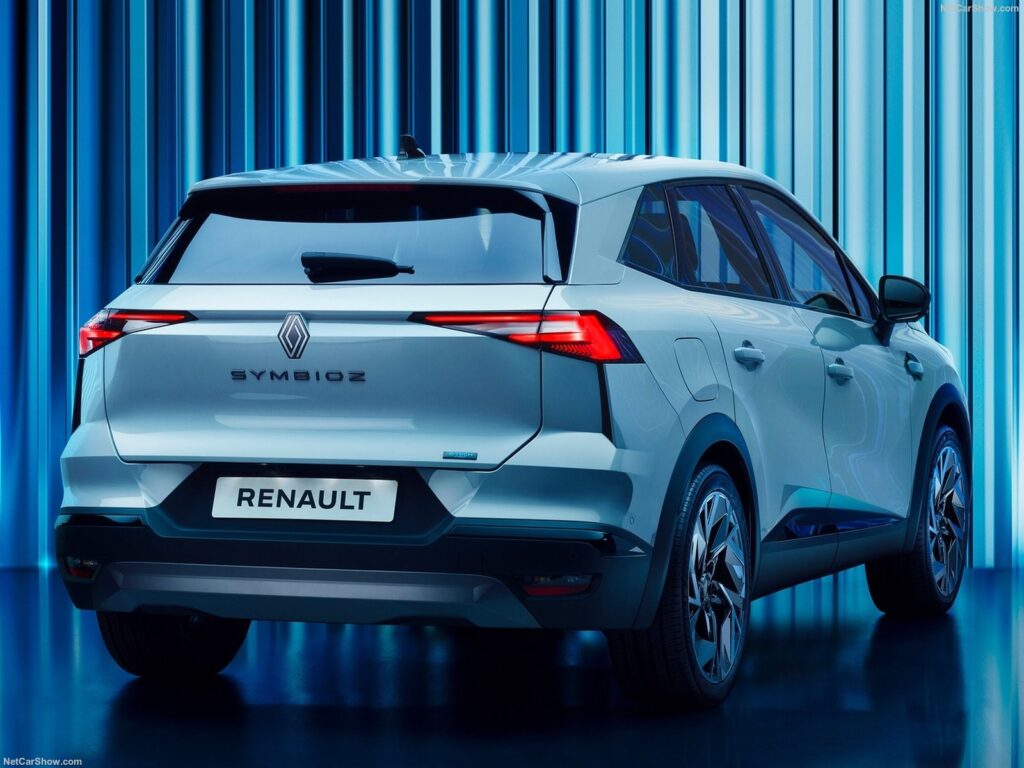 RENAULT