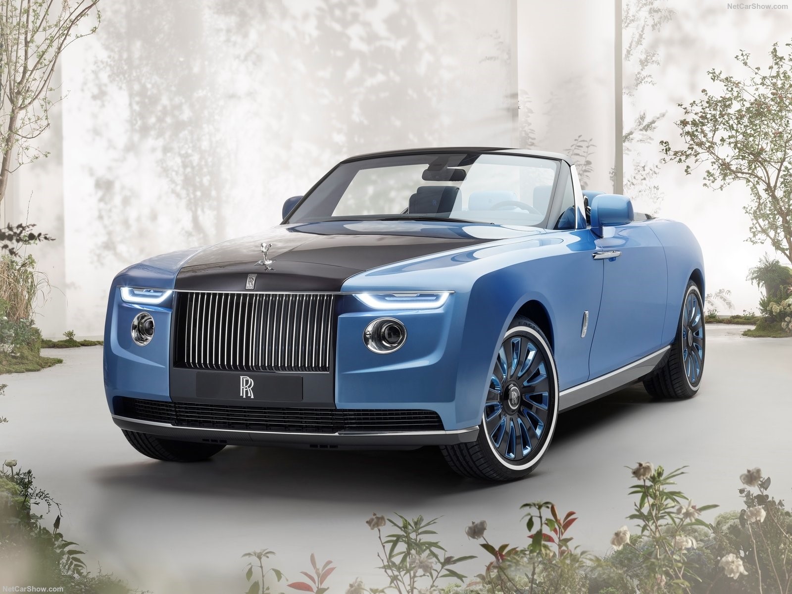ROLLS ROYCE BOAT TAIL