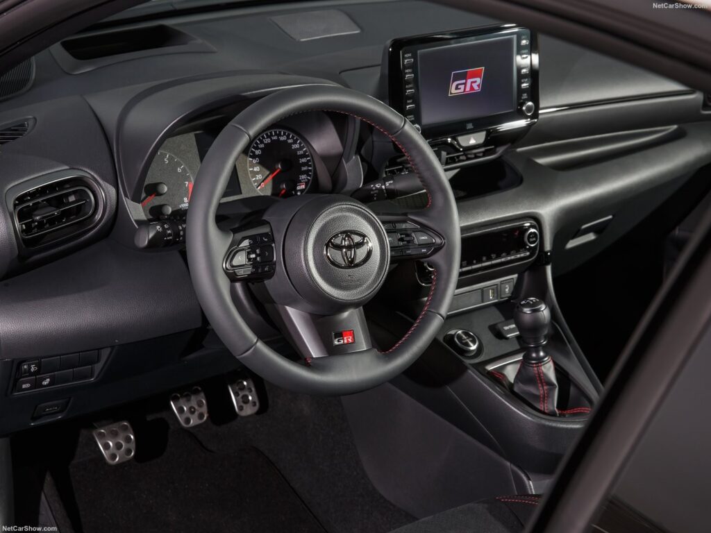 TOYOTA GR YARIS