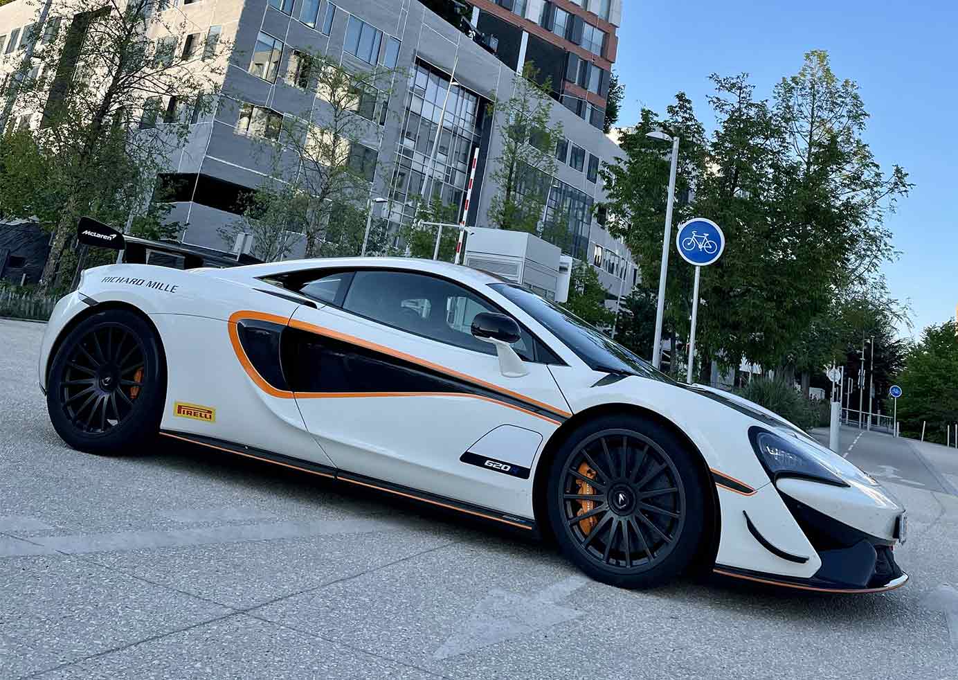 MCLAREN 620 R