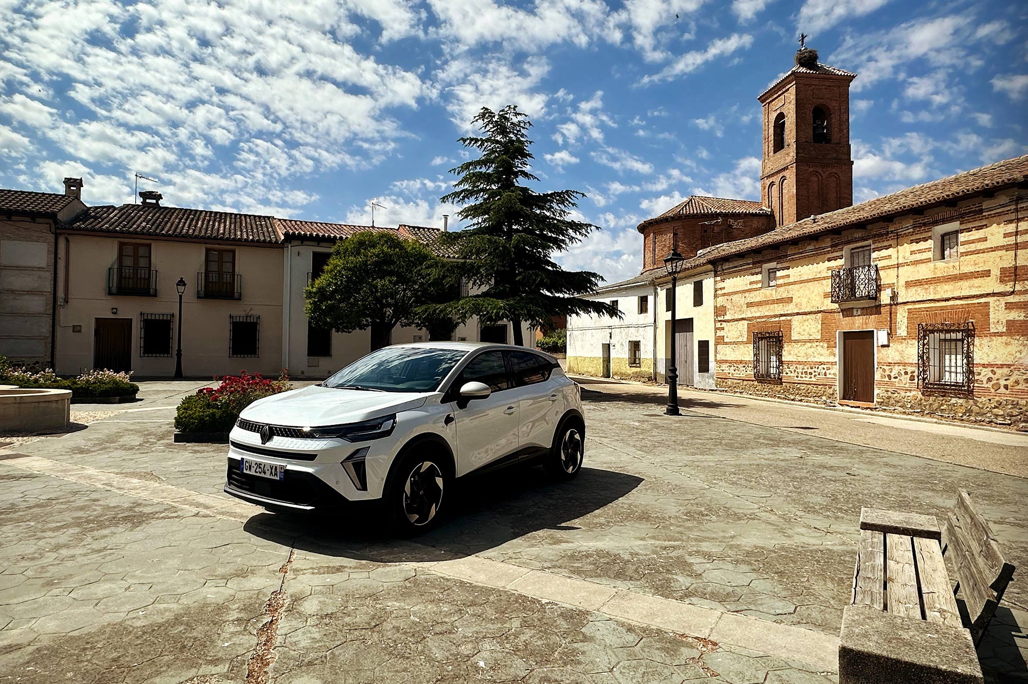 RENAULT