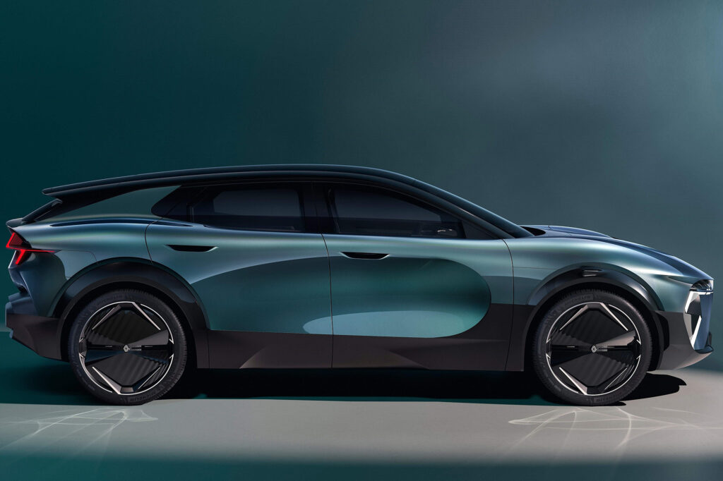 RENAULT