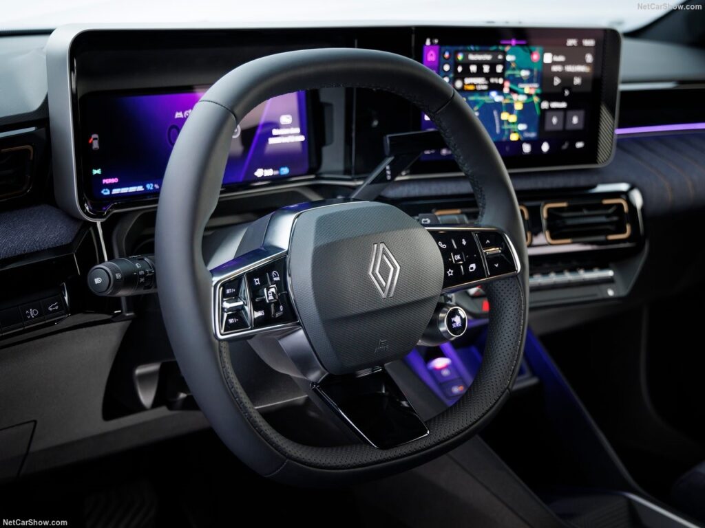 RENAULT