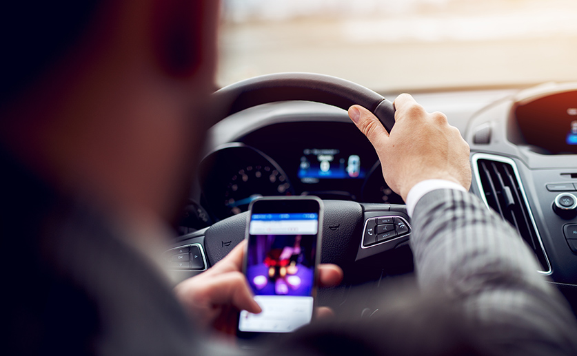 Le portable : “insupportable” et dangereux au volant
