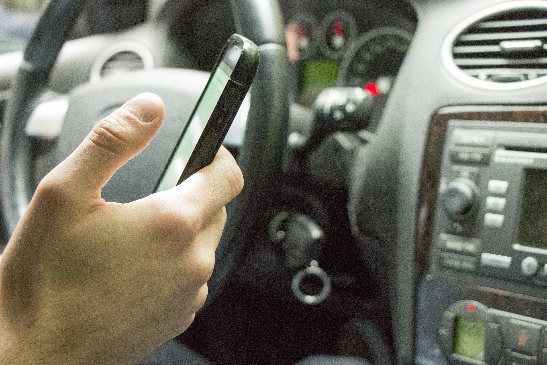 téléphone au volant