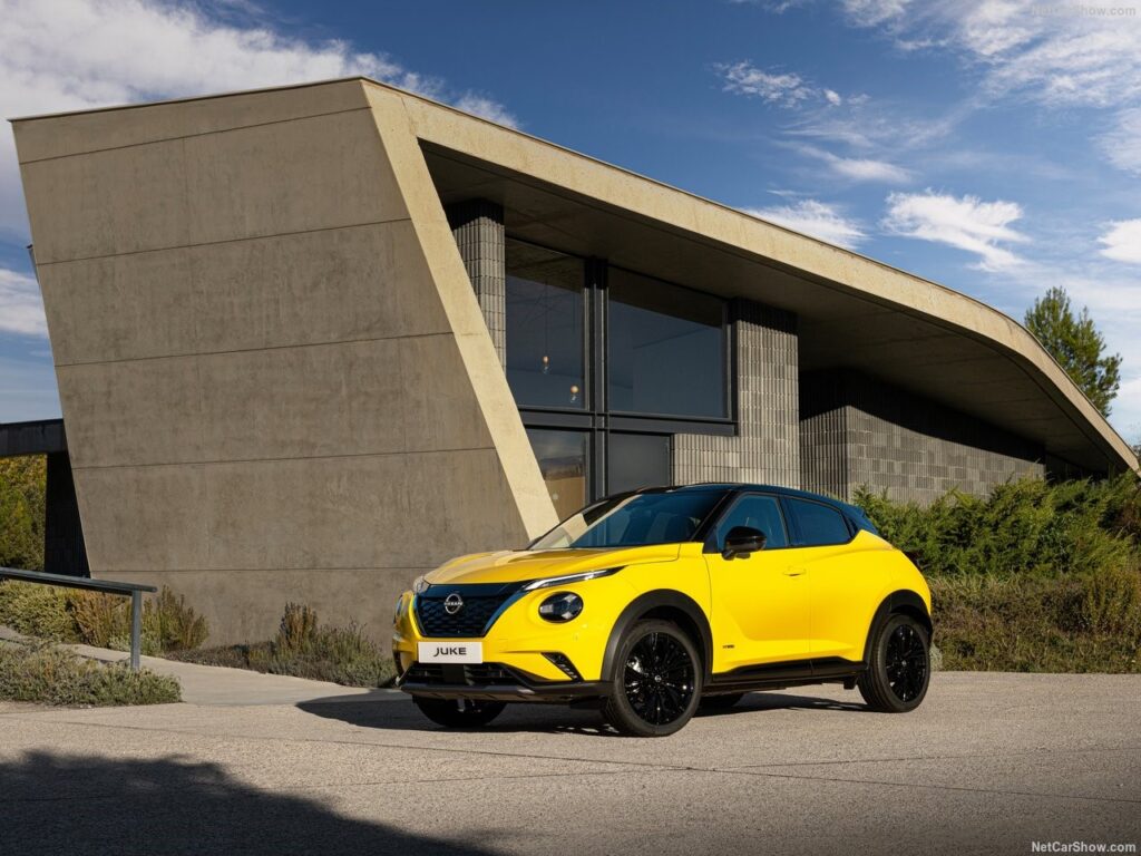 NISSAN