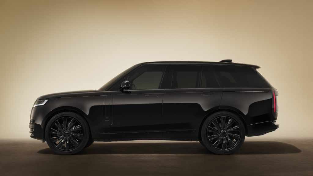 Range Rover SV Black : un nouveau fleuron dans la grisaille…